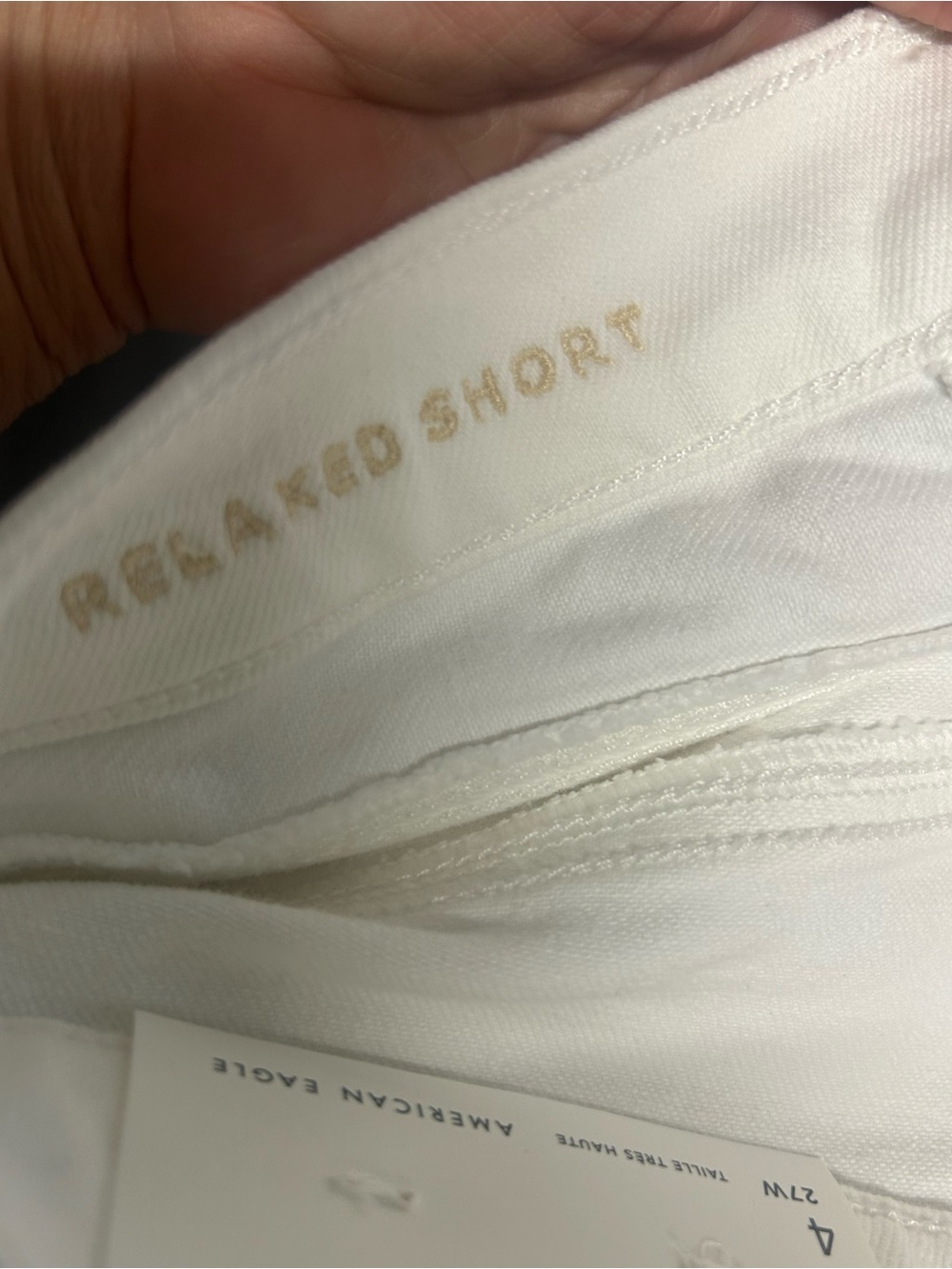 NWT AE White Strigid Relaxed Women's Shorts - Picture 9 of 10